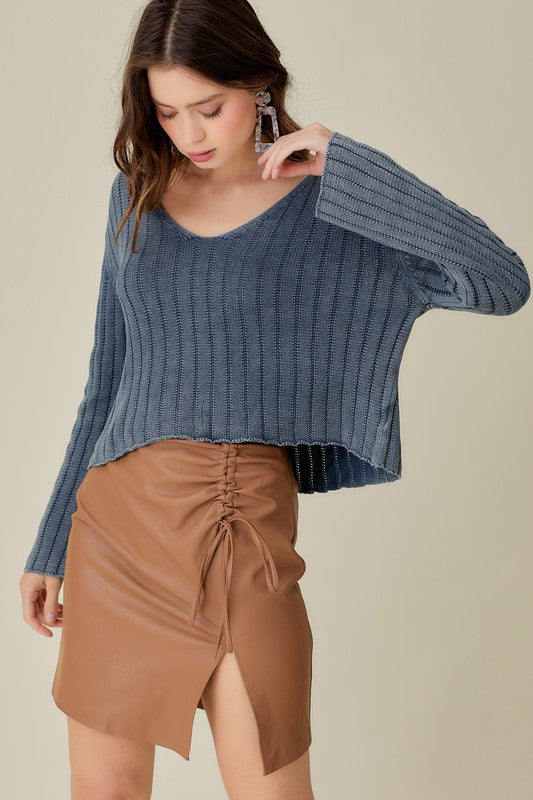 V-Neck Washed Crop Sweater - Classique Collection