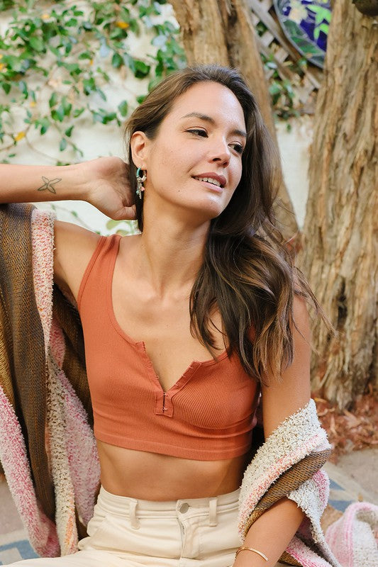 Ribbed Hook Eye Brami - Classique Collection