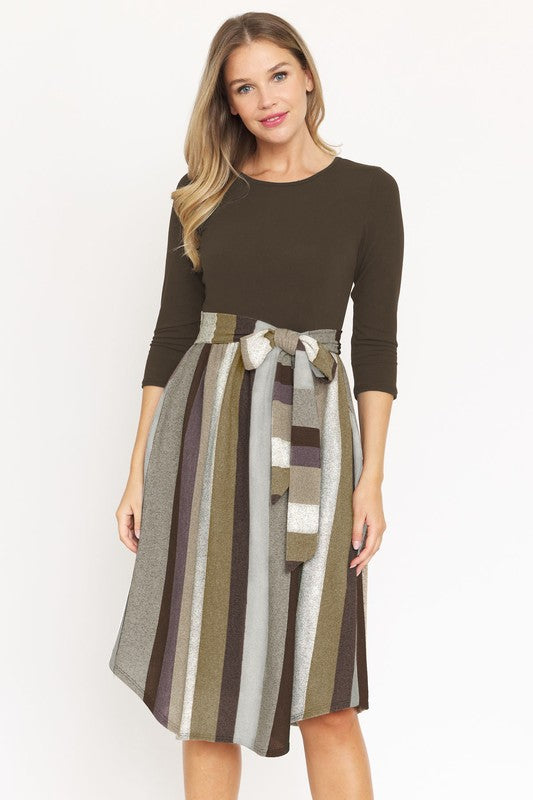 Plus Quarter Sleeve Stripe Sash Midi Dress - Classique Collection