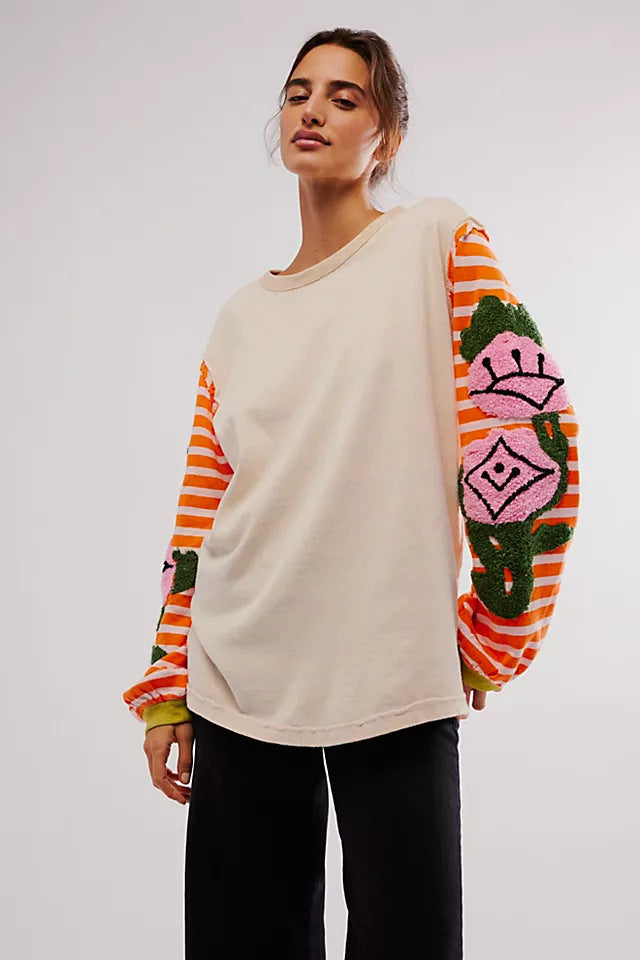 Striped Round Neck Long Sleeve Sweatshirt - Classique Collection