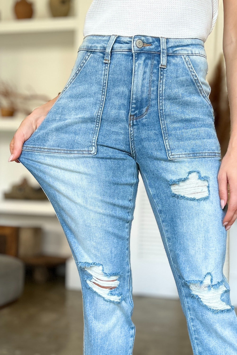 Judy Blue Full Size Distressed Straight Jeans with Patch Pockets - Classique Collection