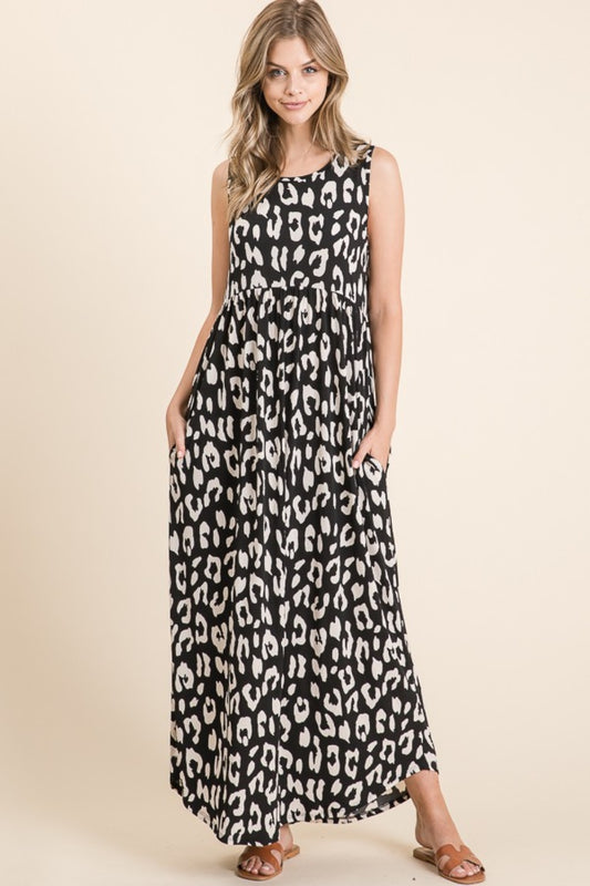 BOMBOM Leopard Maxi Dress with Pockets - Classique Collection