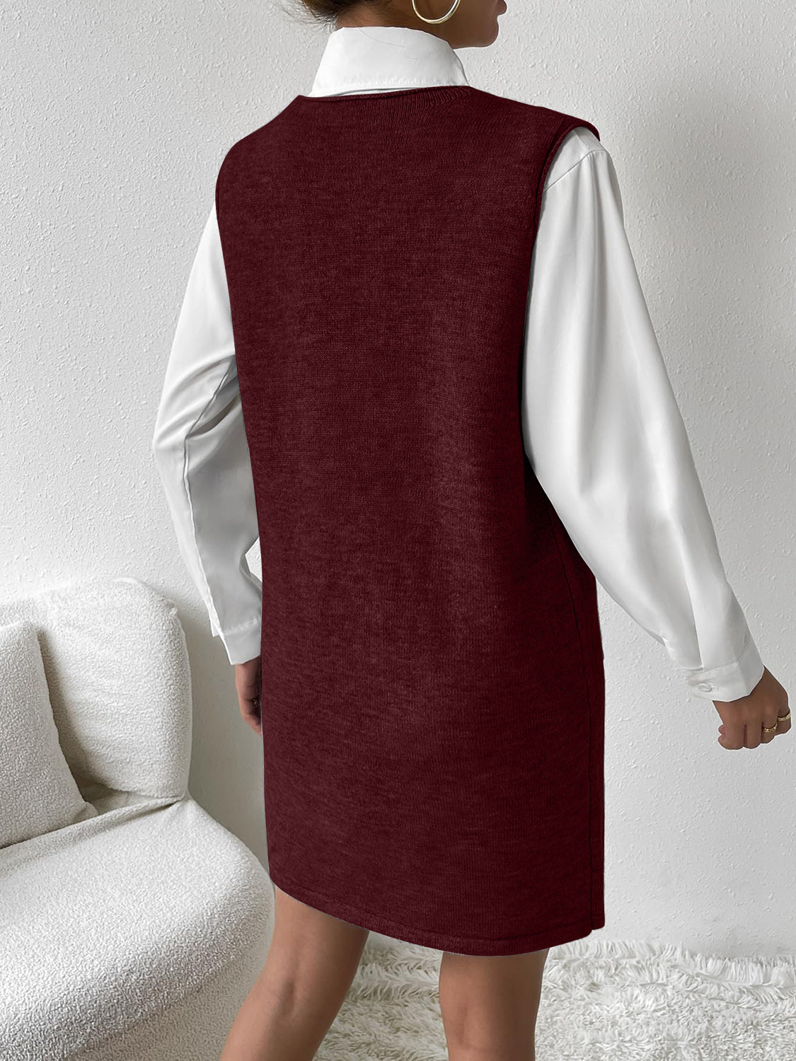V-Neck Sleeveless Sweater Dress with Pockets - Classique Collection