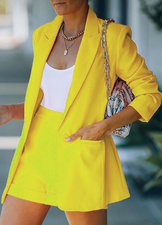 Two piece blazer and shorts set - Classique Collection