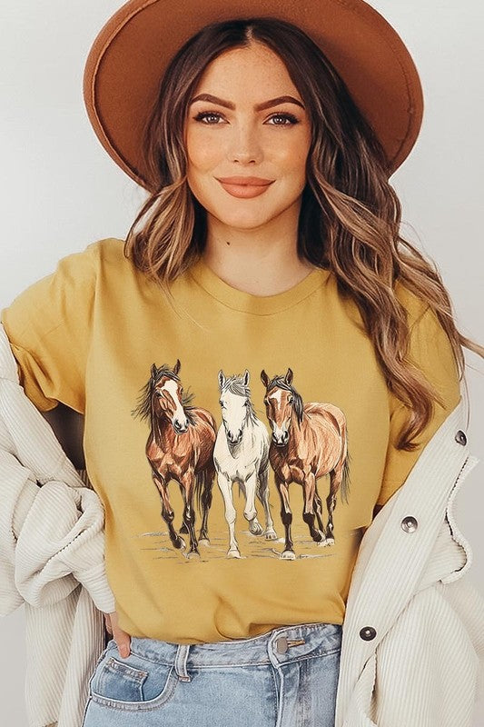 Three Horses Western Graphic Plus Tee - ClassiQ