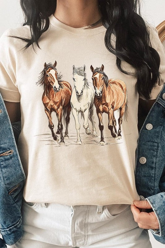 Three Horses Western Graphic Plus Tee - ClassiQ