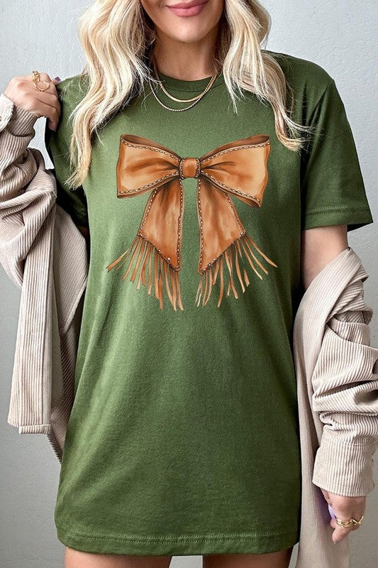 Western Cowgirl Bow Graphic Plus Tee - ClassiQ