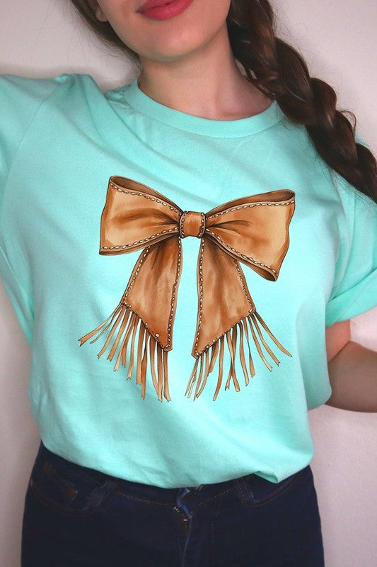 Western Cowgirl Bow Graphic Plus Tee - ClassiQ