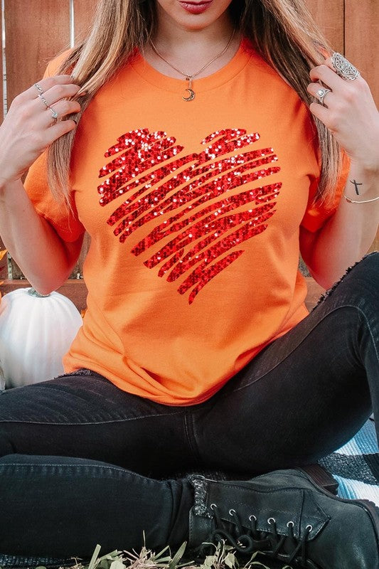 Faux Sequins Scribble Heart Graphic Plus Tee - Classique Collection