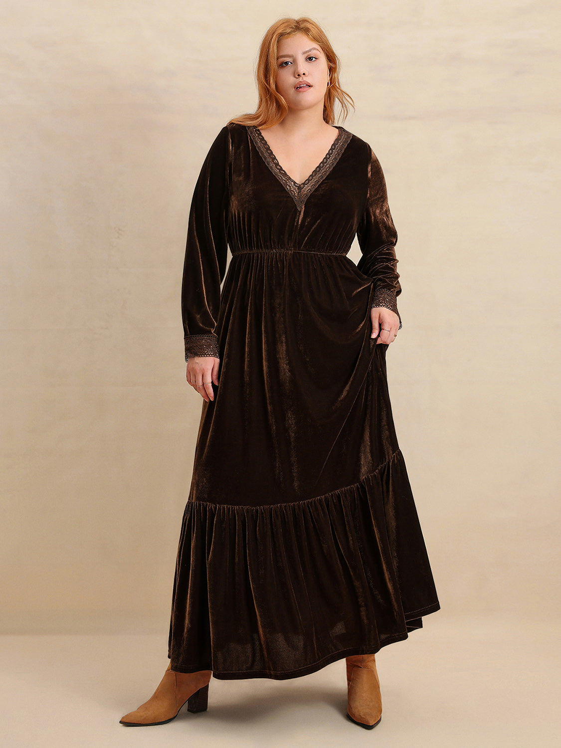 Plus Size Lace Detail V-Neck Long Sleeve Midi Dress - Classique Collection