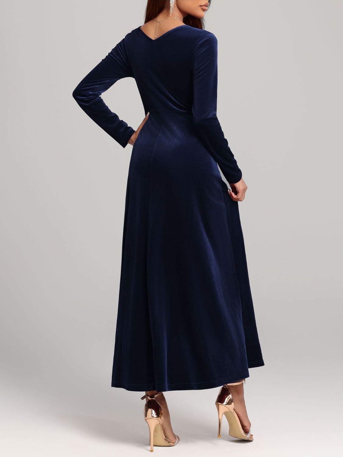 Square Neck Long Sleeve Velvet Dress - Classique Collection