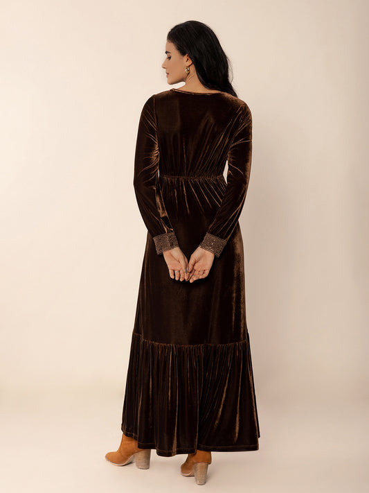 Lace Detail V-Neck Long Sleeve Maxi Dress - Classique Collection