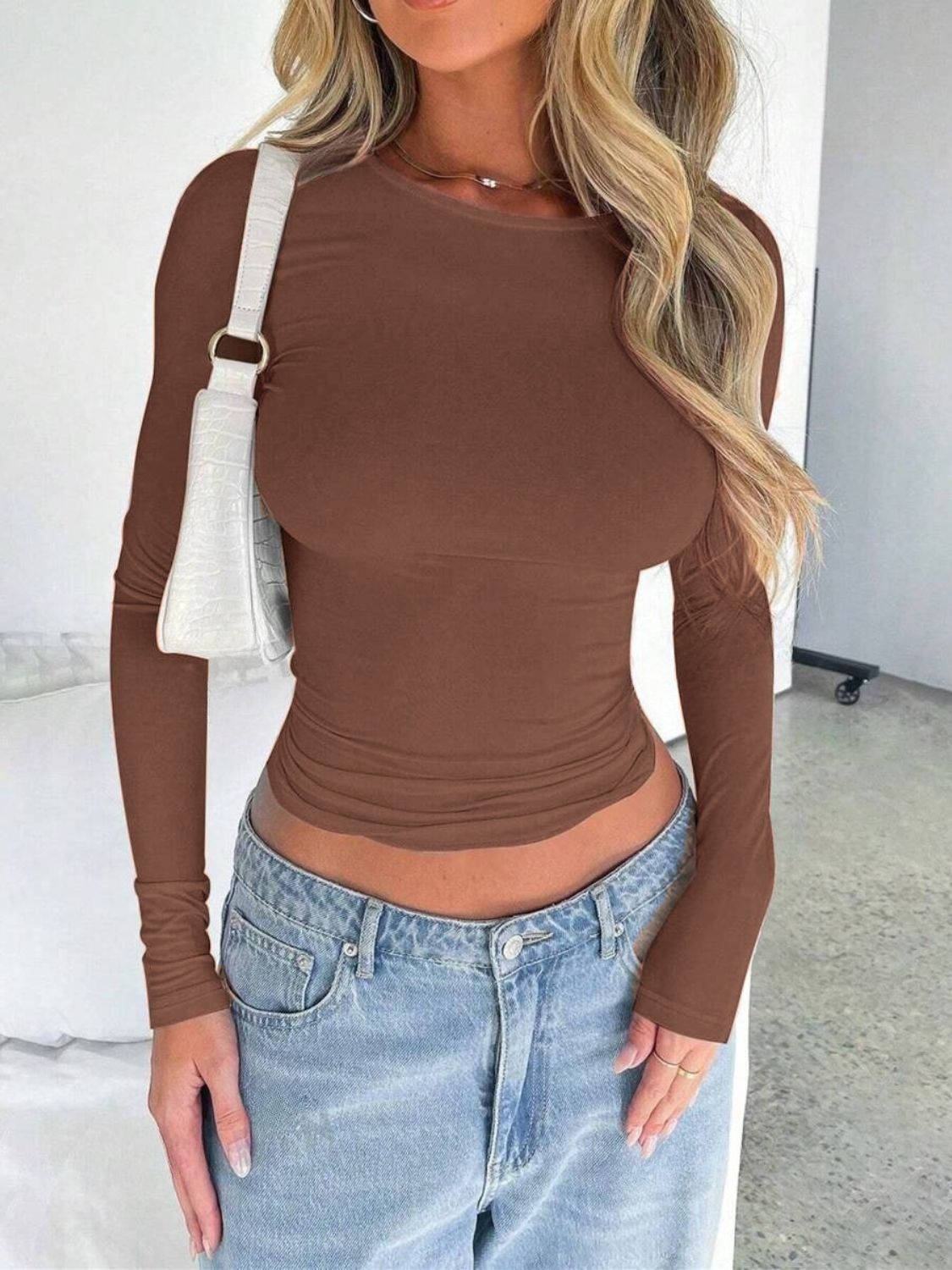 Solid Color Round Neck Long Sleeve T-Shirt - Classique Collection