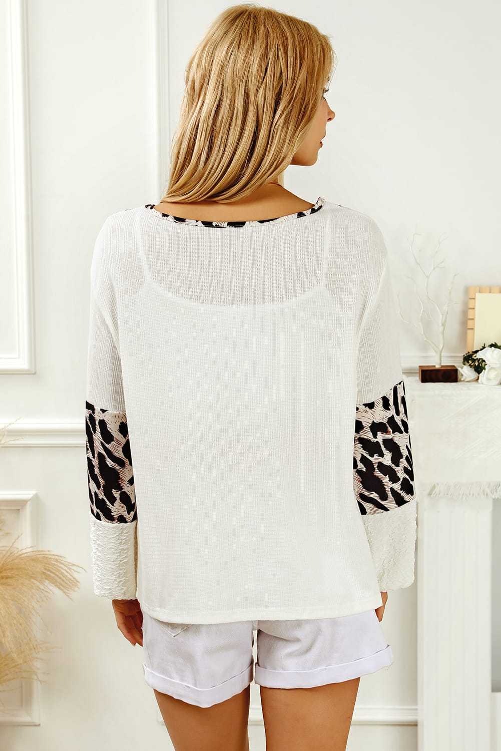 Printed Round Neck Long Sleeve Blouse - Classique Collection