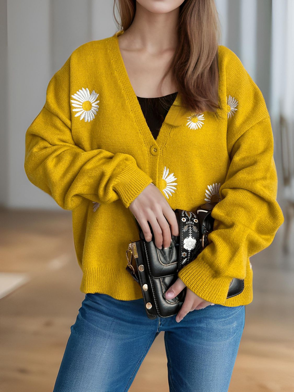 Daisy Button Up V-Neck Cardigan - ClassiQ