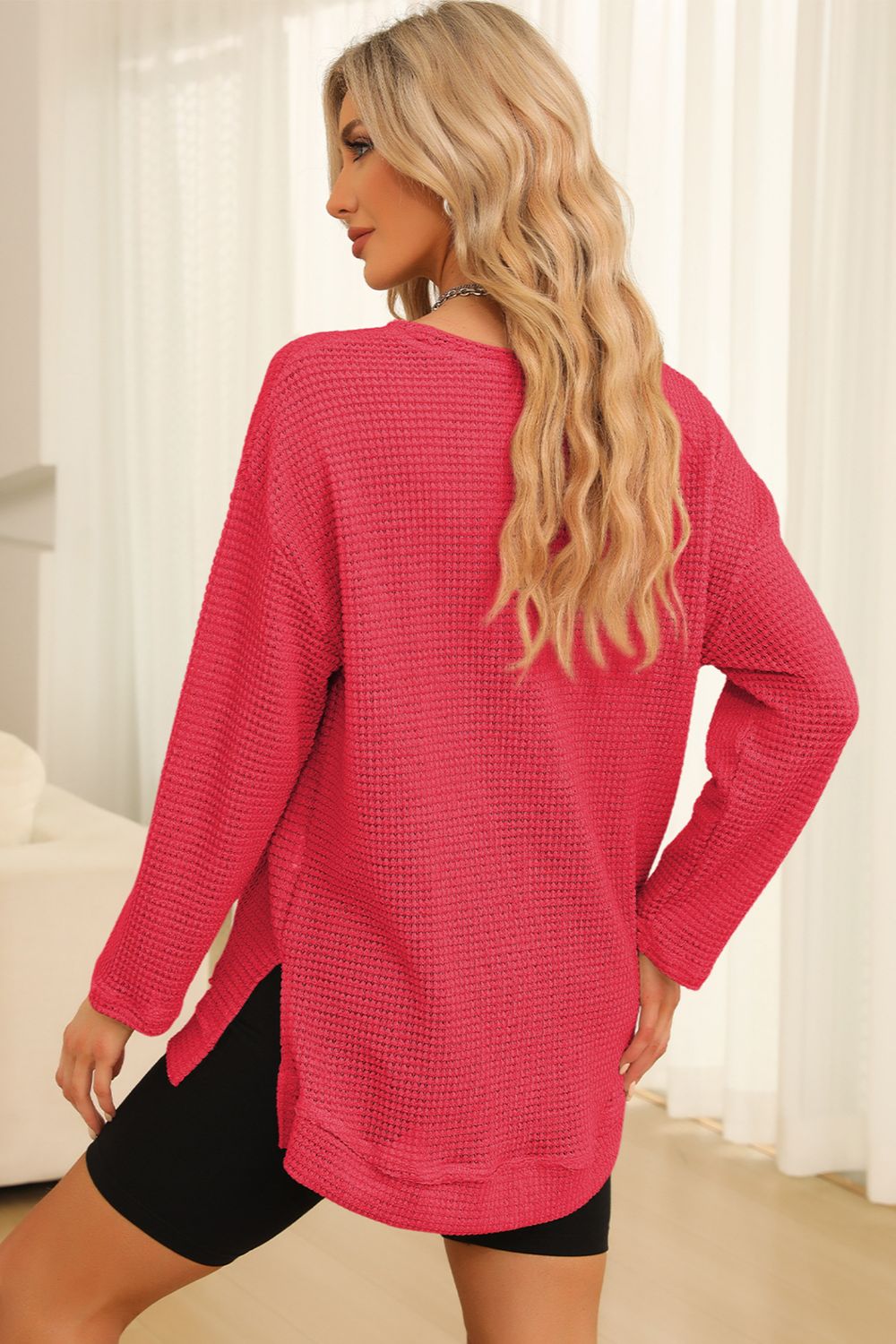 Waffle-Knit Round Neck Long Sleeve Sweatshirt - Classique Collection
