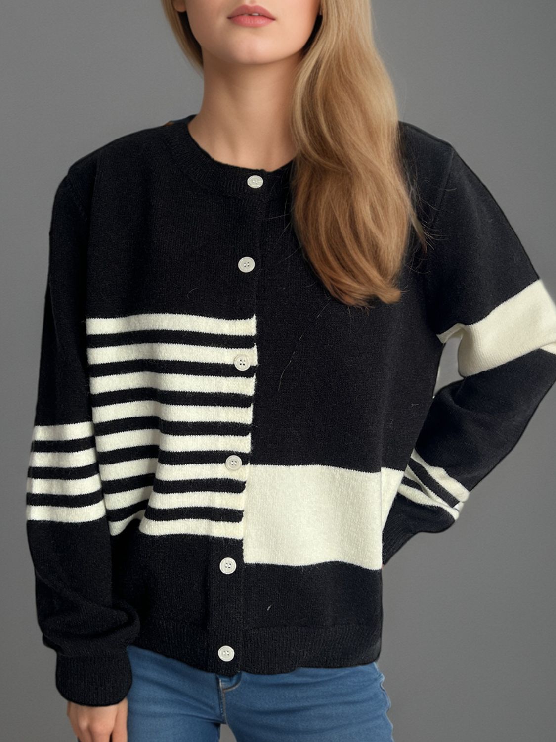 Striped Color Block Round Neck Cardigan - Classique Collection