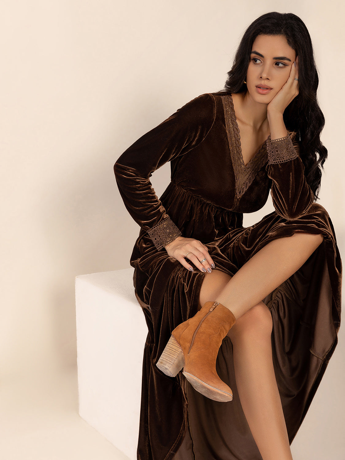 Lace Detail V-Neck Long Sleeve Maxi Dress - Classique Collection