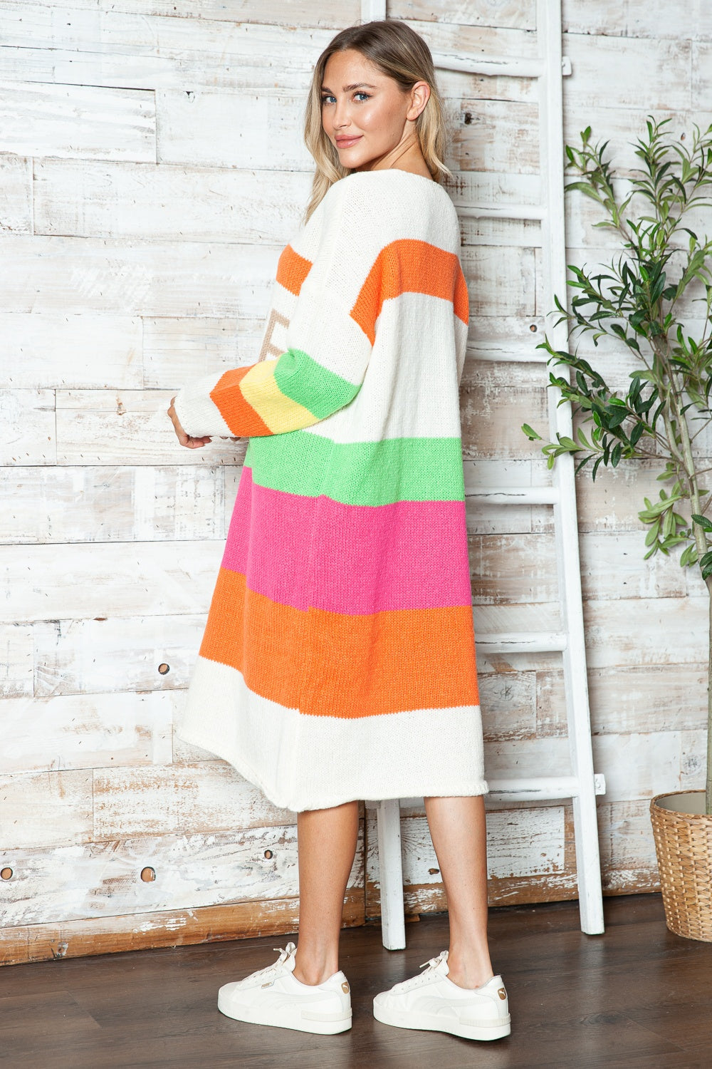 Color Block V-Neck Long Sleeve Sweater Dress - Classique Collection