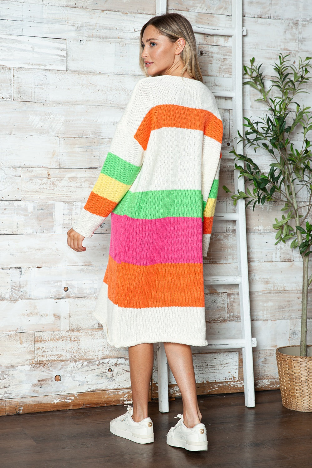 Color Block V-Neck Long Sleeve Sweater Dress - Classique Collection