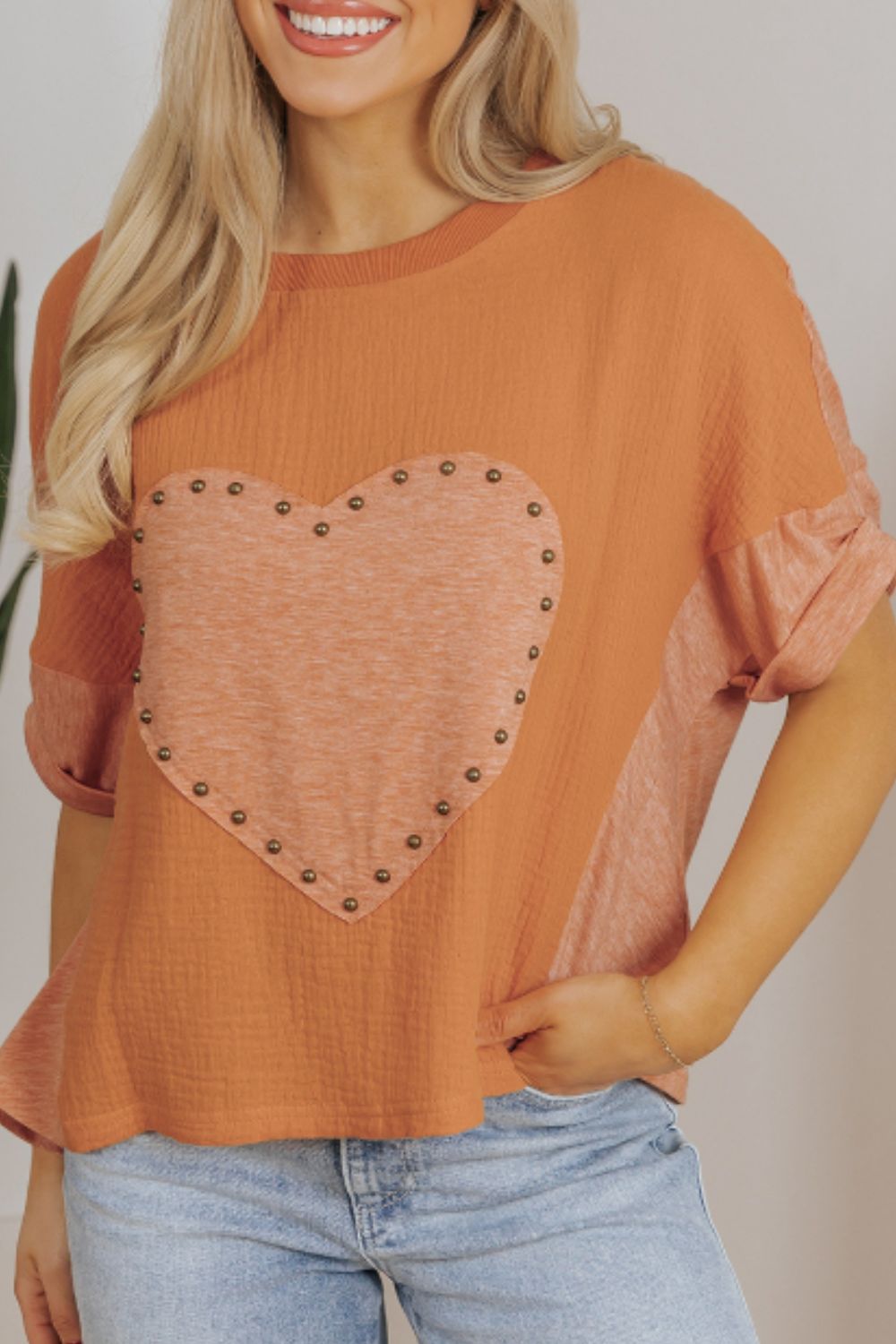 Stud Heart Patch Round Neck Short Sleeve T-Shirt - Classique Collection