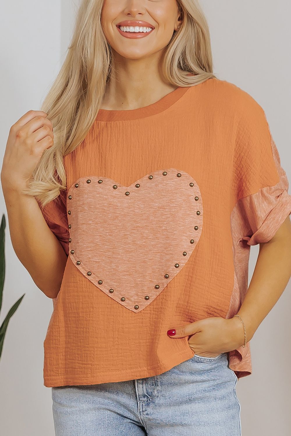Stud Heart Patch Round Neck Short Sleeve T-Shirt - Classique Collection