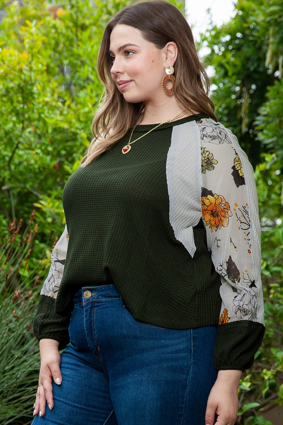 Plus Size Floral Waffle-Knit Round Neck Blouse - Classique Collection