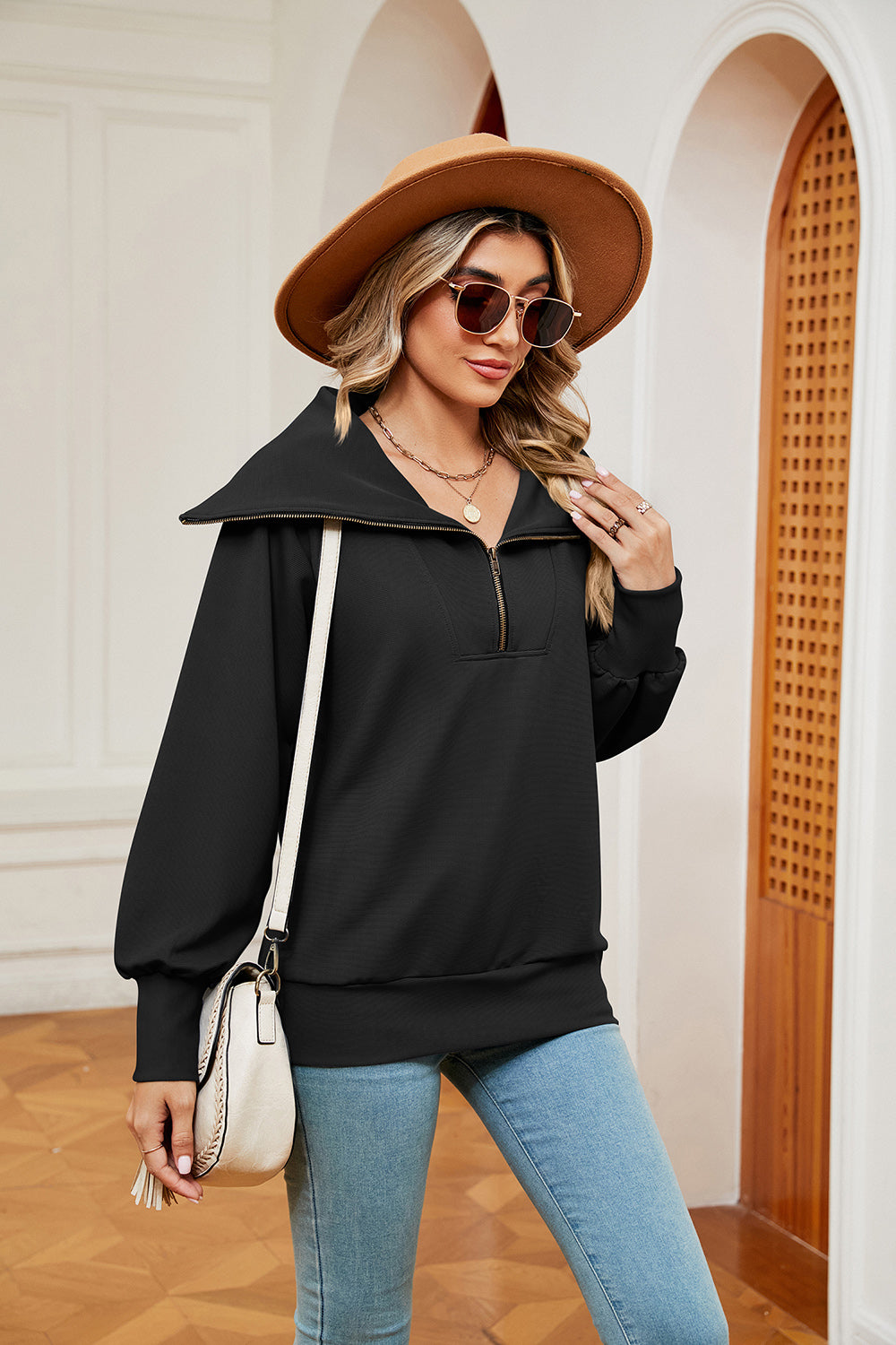 Half-Zip Collared Sweatshirt - Classique Collection