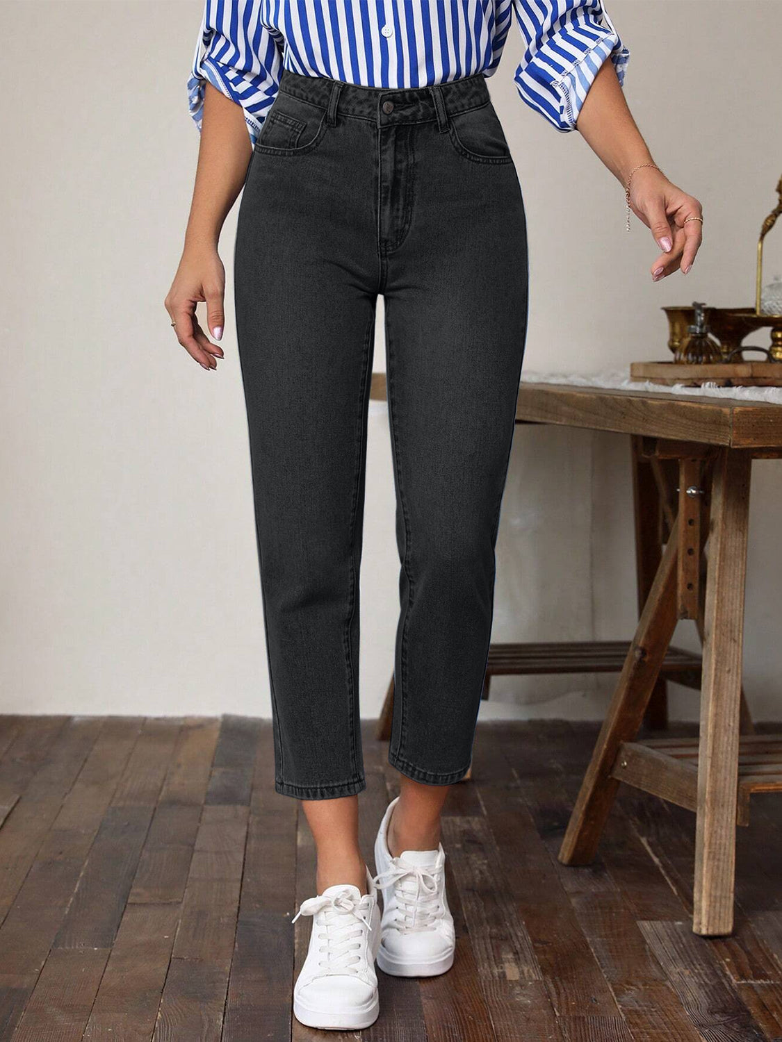 High Waist Jeans with Pockets - Classique Collection