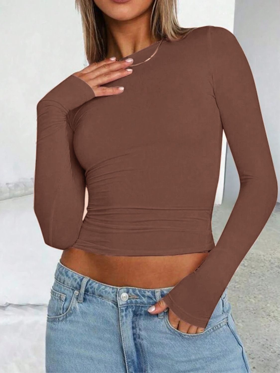 Solid Color Round Neck Long Sleeve T-Shirt - Classique Collection