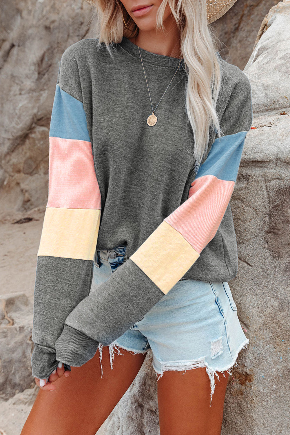 Color Block Round Neck Long Sleeve Sweatshirt - ClassiQ