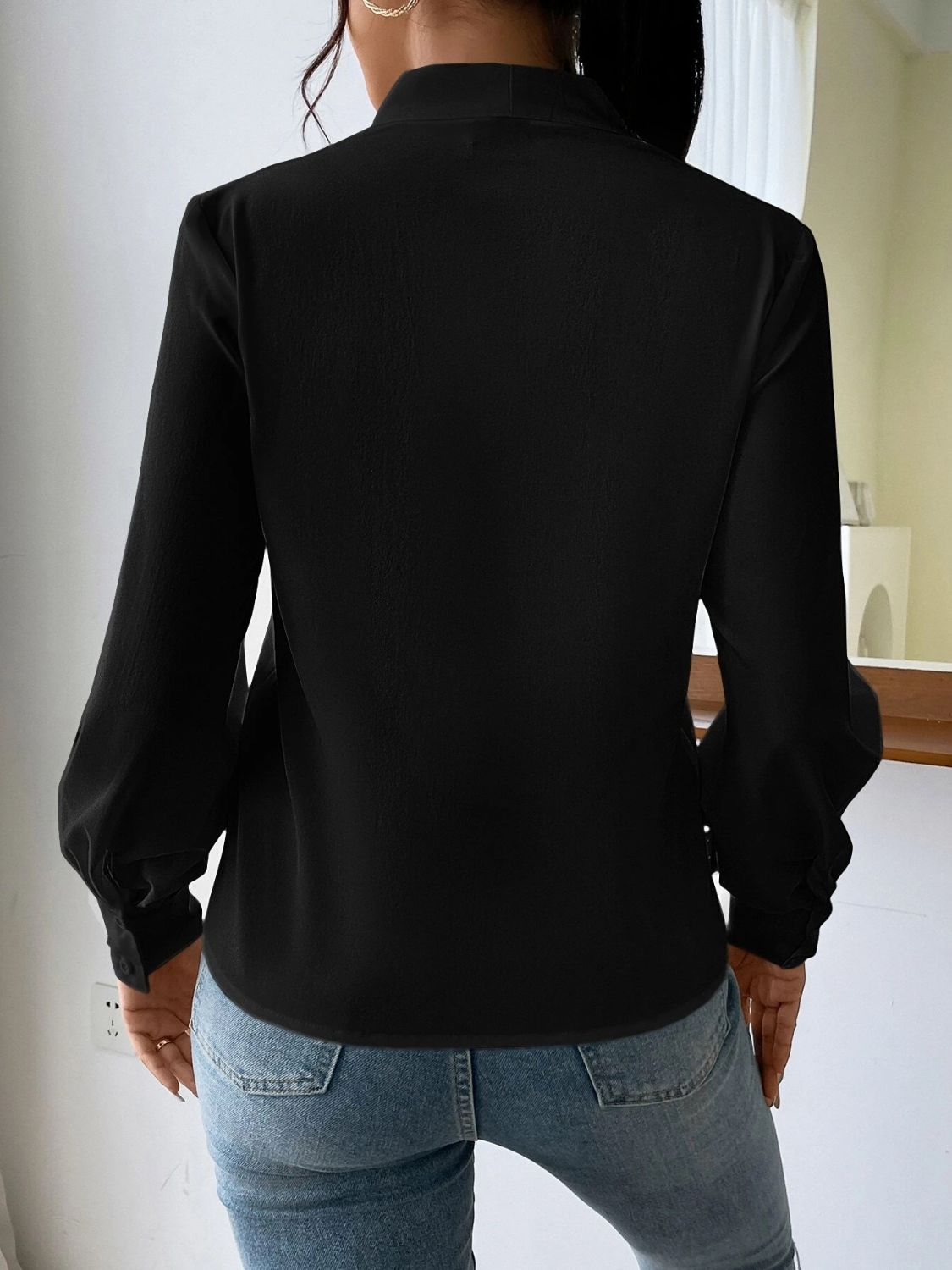 V Neck Long Sleeve Top - Classique Collection