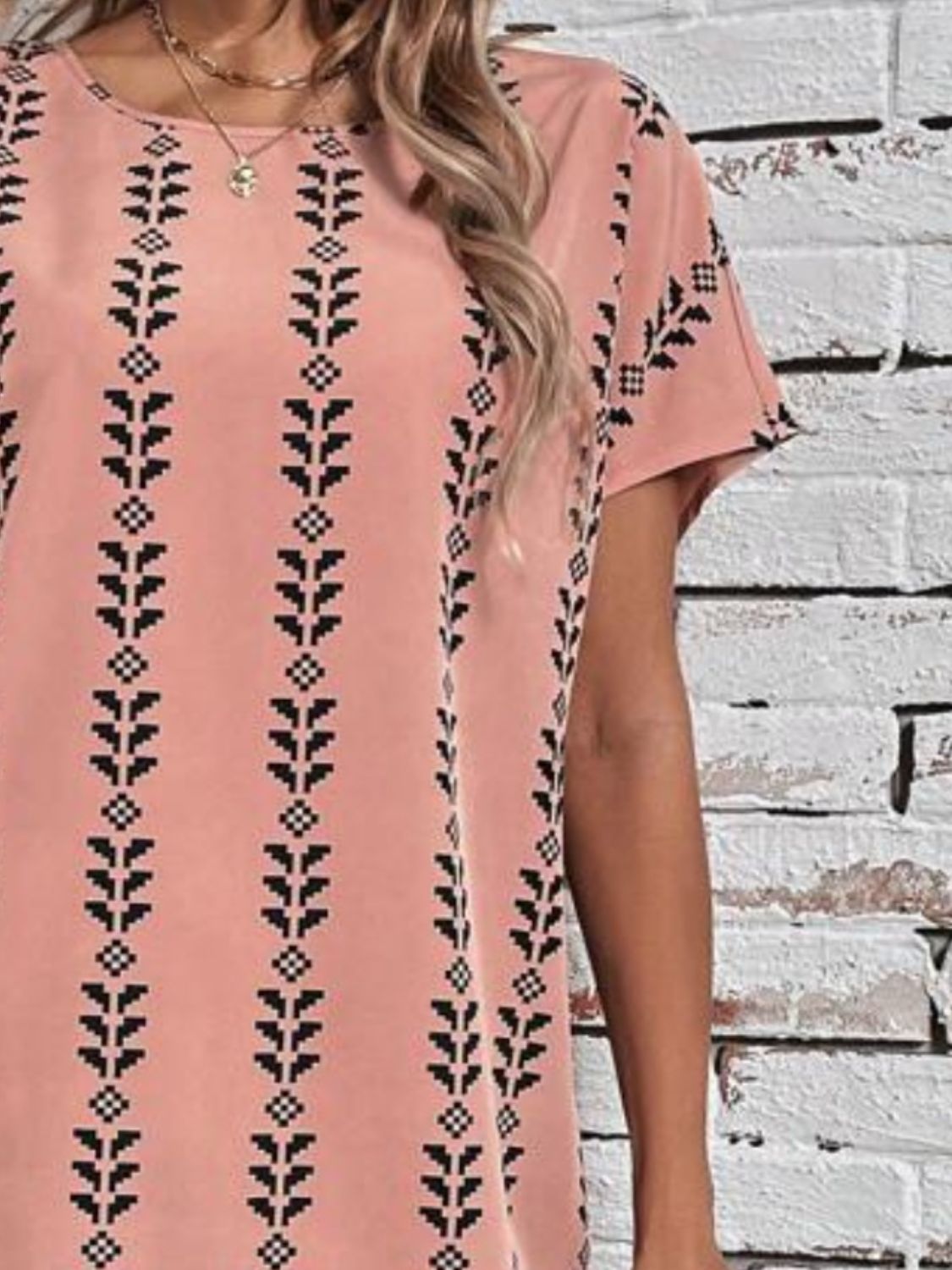 Printed Round Neck Short Sleeve Dress - Classique Collection