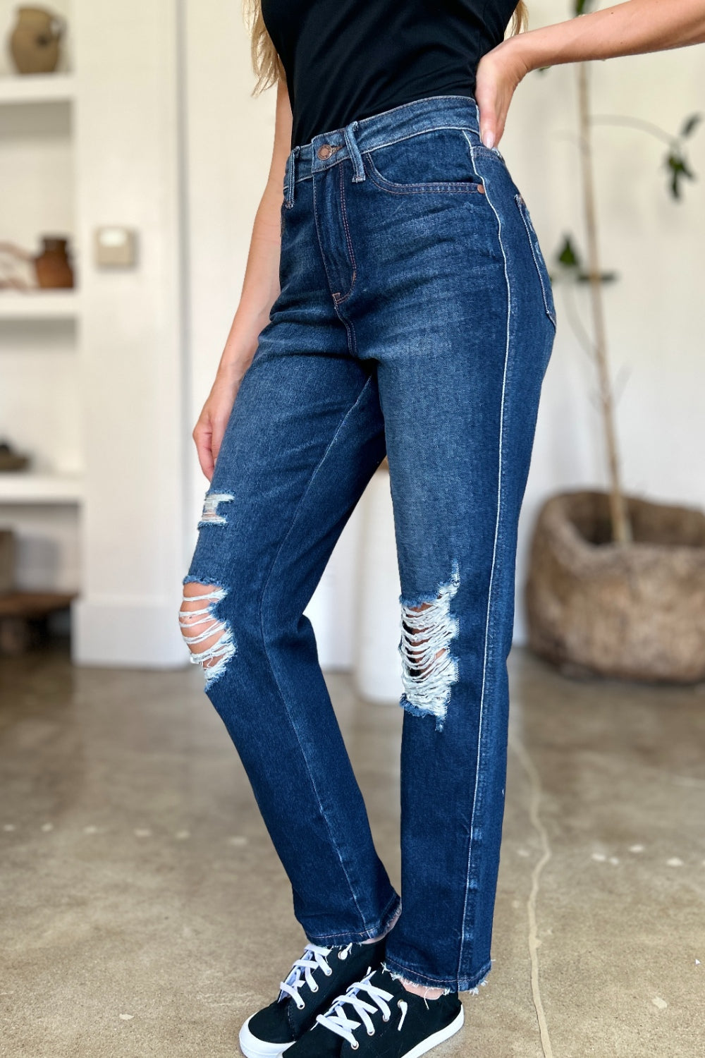 Judy Blue Full Size High Waist Rigid Magic Heavy Destroy Straight Jeans - Classique Collection