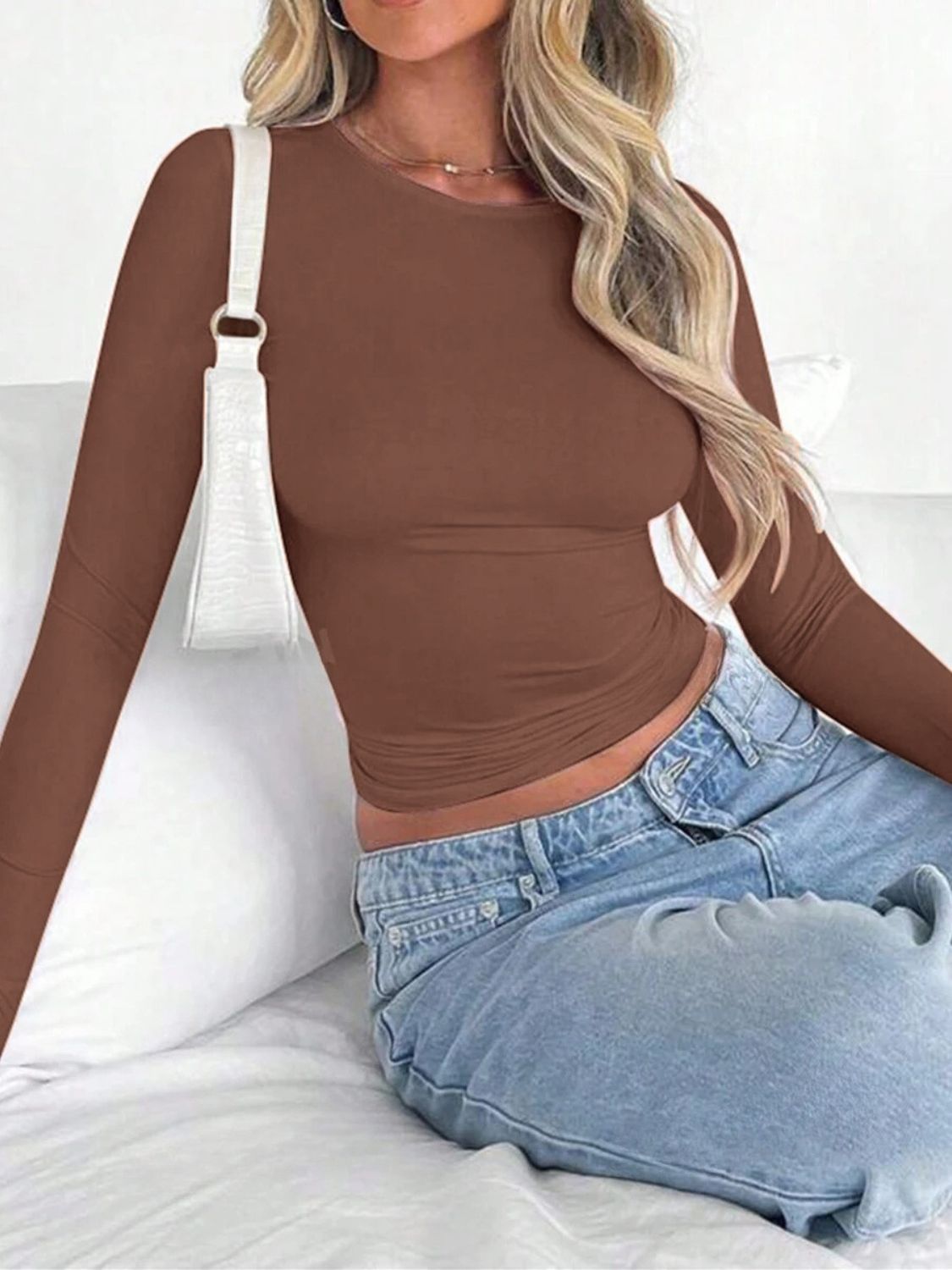 Solid Color Round Neck Long Sleeve T-Shirt - Classique Collection
