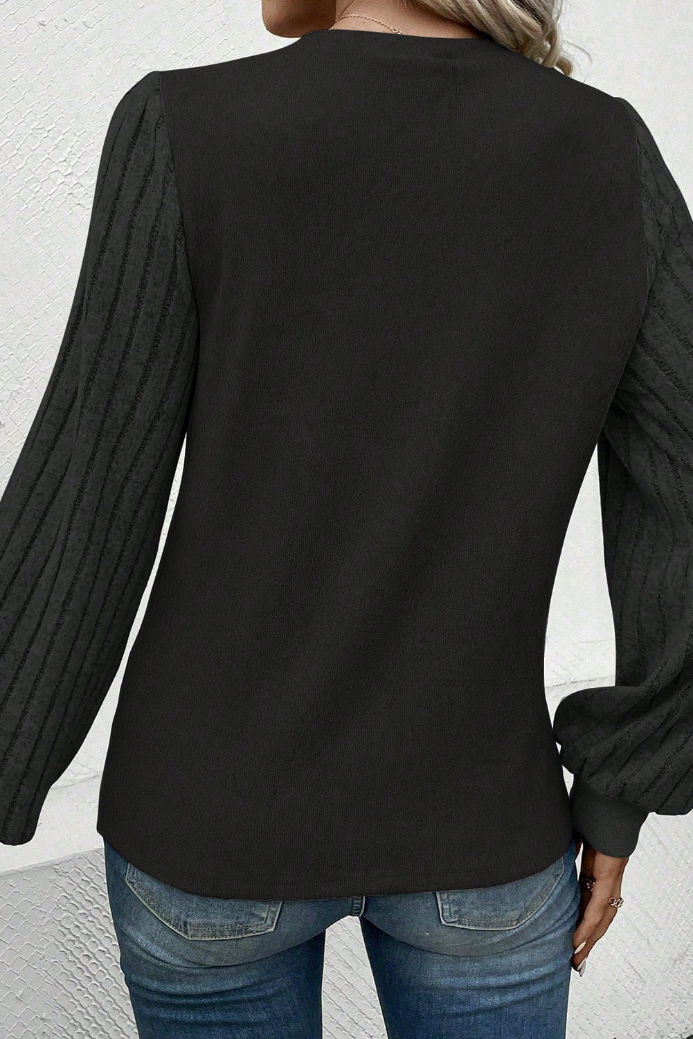 Ribbed Round Neck Long Sleeve Knit Top - Classique Collection