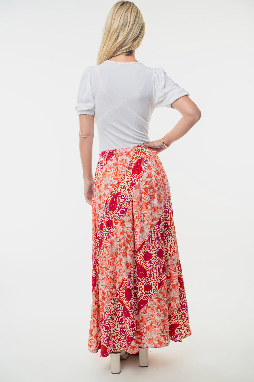 White Birch Full Size High Waisted Floral Woven Skirt - Classique Collection