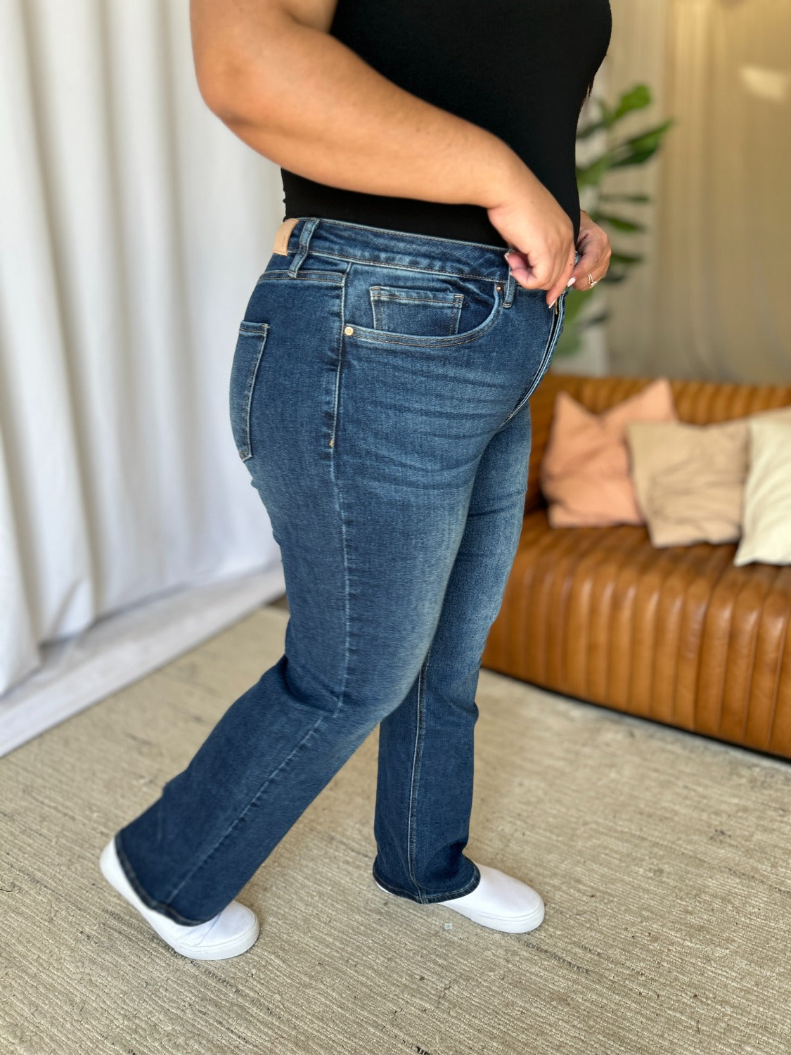 RFM Full Size High Rise Straight Tummy Control Jeans - Classique Collection