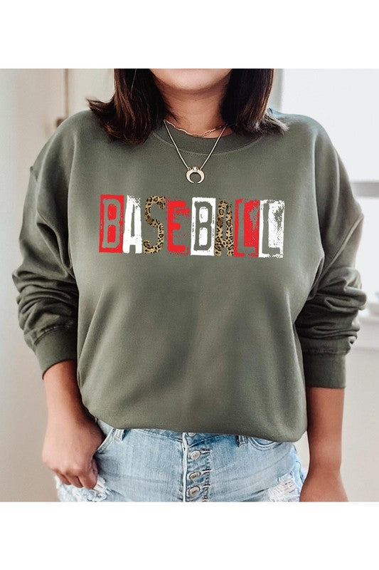 UNISEX FLEECE SWEATSHIRT - Classique Collection
