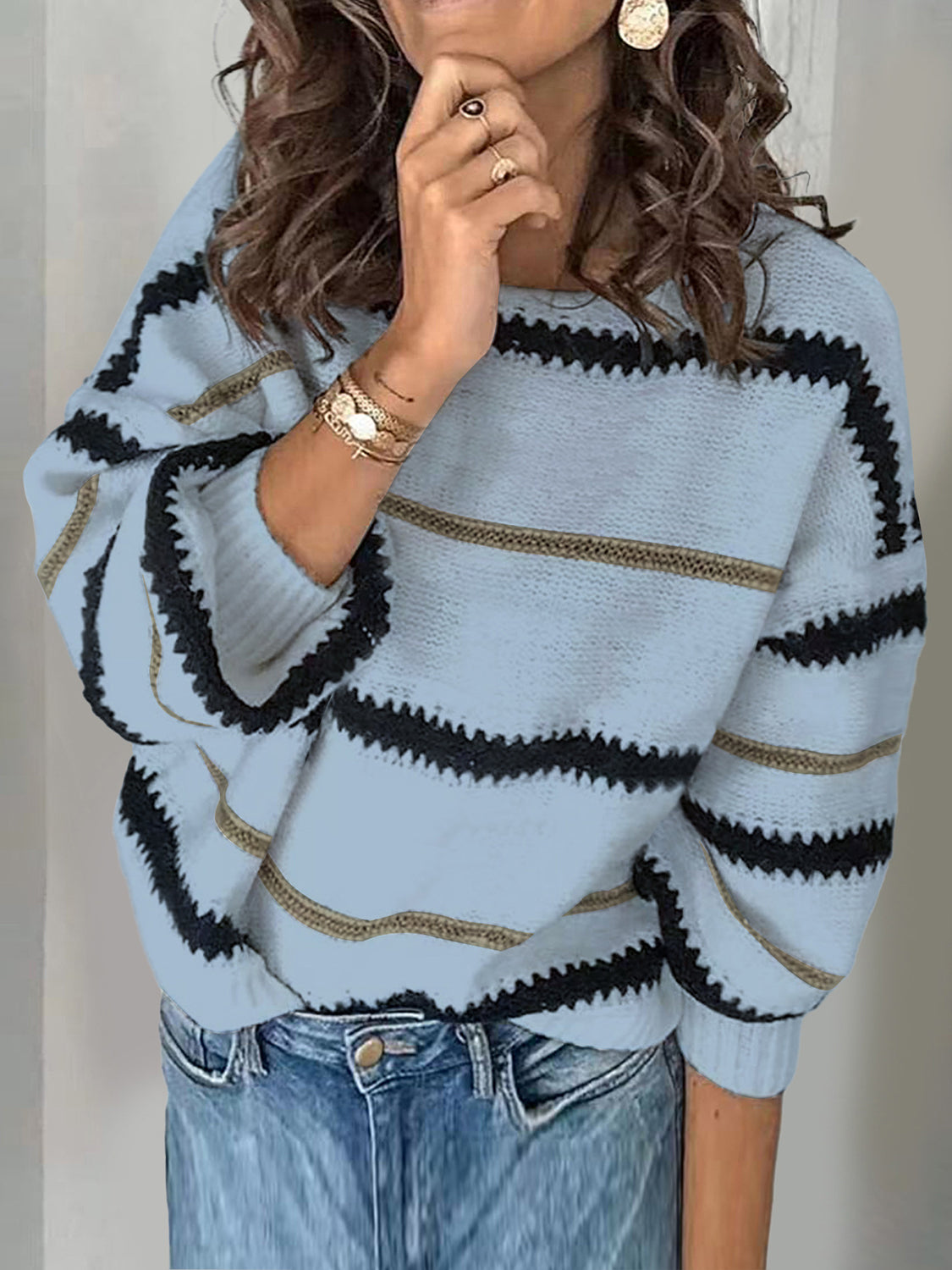 Contrast Striped Round Neck Long Sleeve Sweater - ClassiQ
