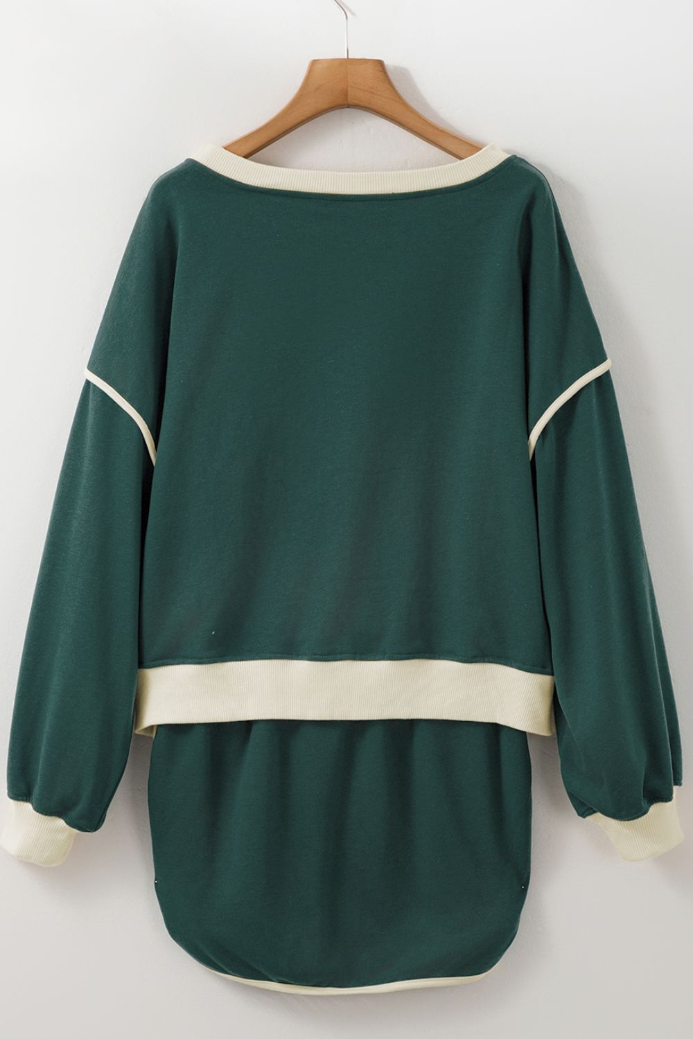 Contrast Trim Round Neck Top and Skort Set - ClassiQ