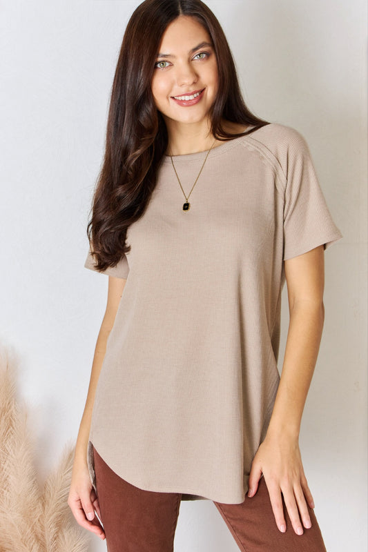 Zenana Baby Waffle Short Sleeve Slit High-Low T-Shirt - Classique Collection