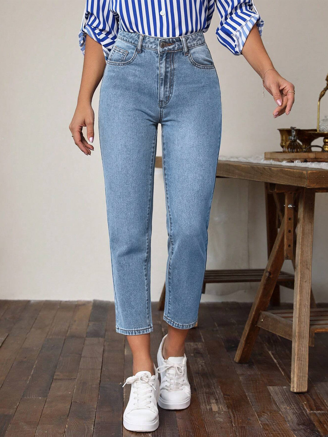 High Waist Jeans with Pockets - Classique Collection