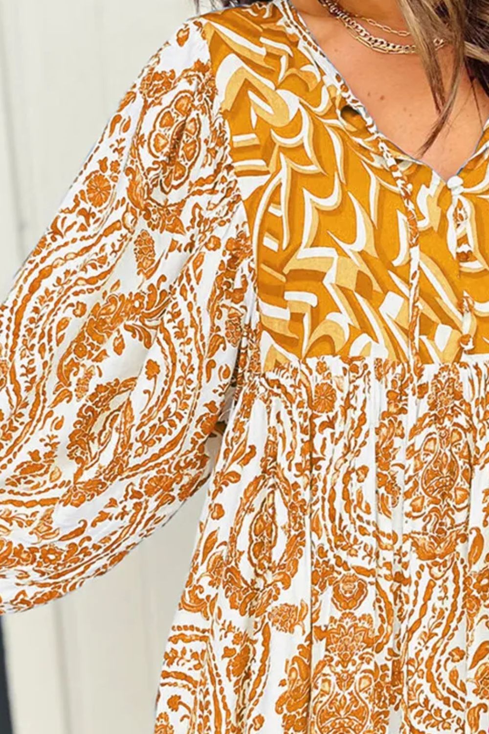 Printed Tie Neck Long Sleeve Mini Dress - Classique Collection