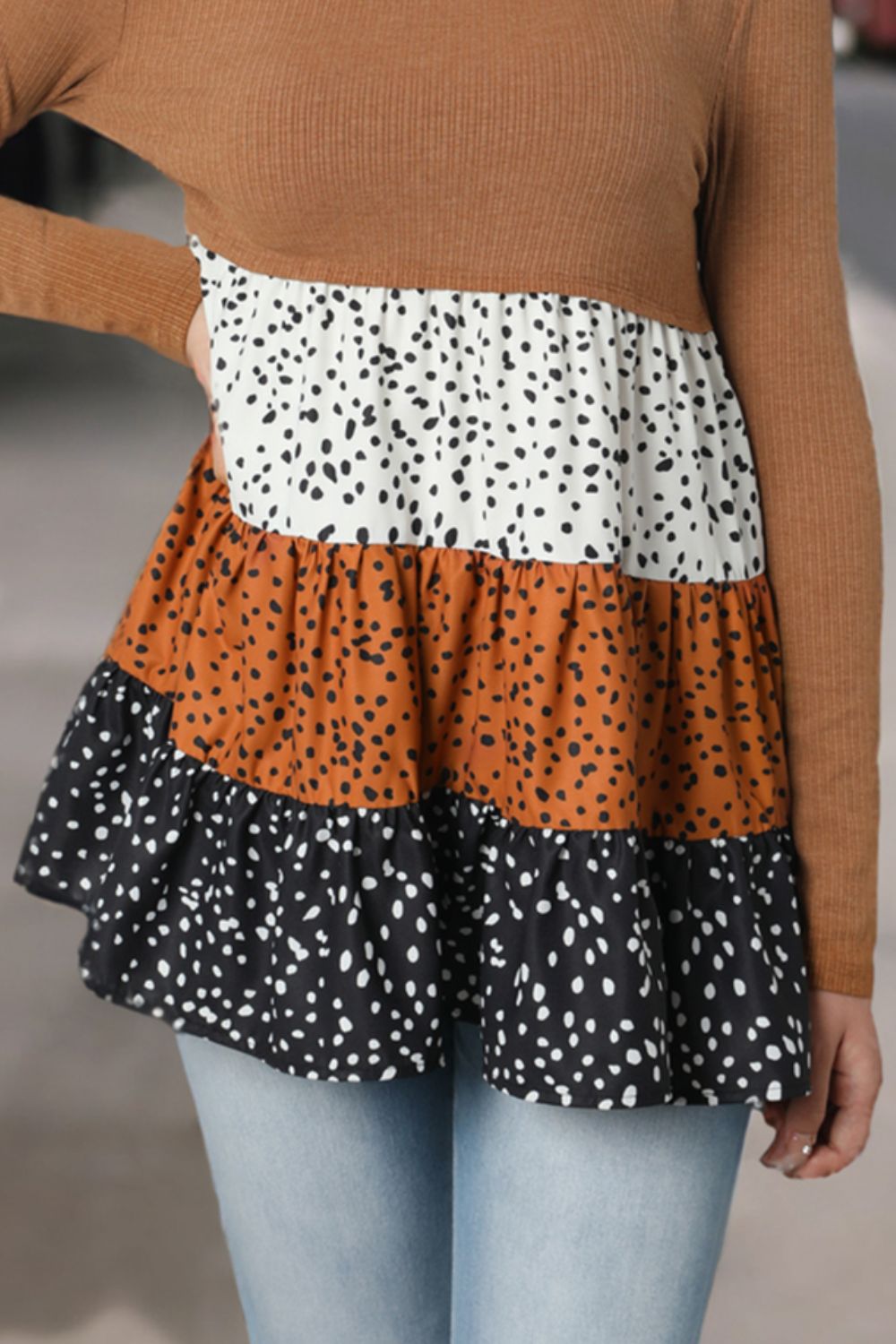 Round Neck Long Sleeve Color Block Blouse - Classique Collection