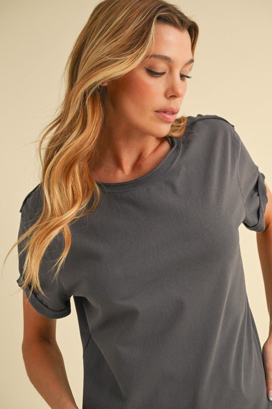 Aemi + Co Exposed Seam Round Neck Short Sleeve T-Shirt - ClassiQ