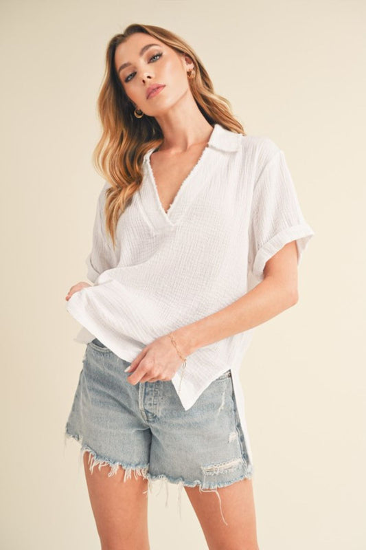 Aemi + Co Side Slit Johnny Collar Short Sleeve Cotton Gauze Blouse - Classique Collection