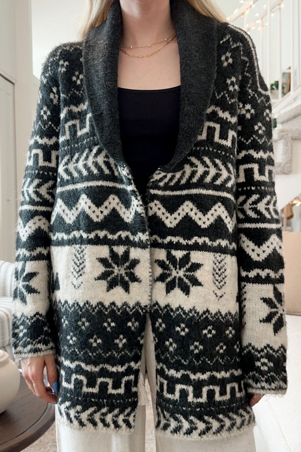 Snowflakes Collared Neck Long Sleeve Cardigan - ClassiQ