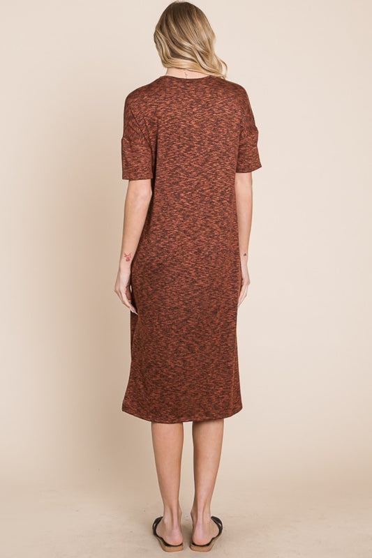 BOMBOM Round Neck Side Slit Midi Dress - Classique Collection