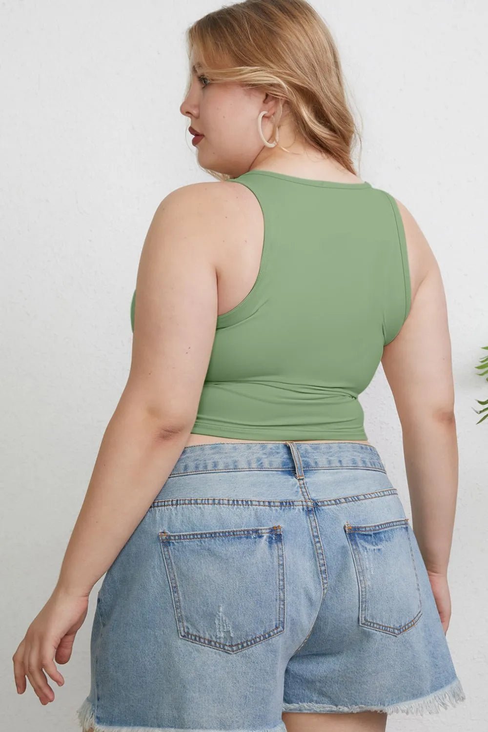 Basic Bae Full Size Round Neck Slim TankTop